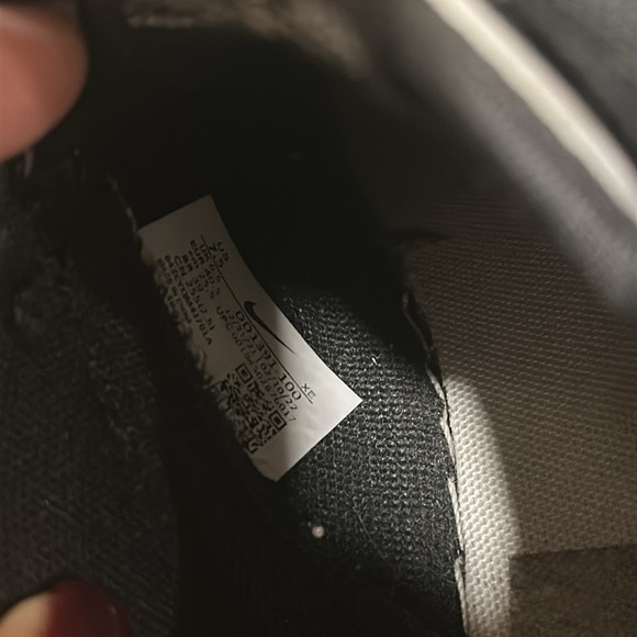 Nike Panda Dunks 🐼 - Picture 5 of 7